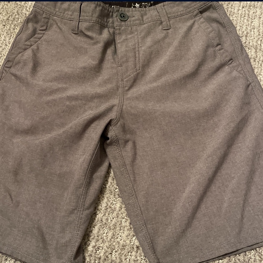Men’s O’Neil shorts 
Size 25